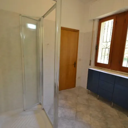 Дом отдыха Modern In Tuscany With Swimming Pool *